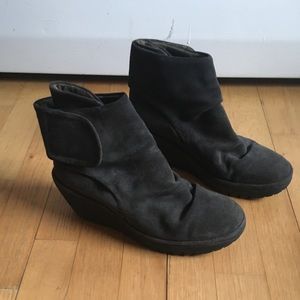 Fly London Yama Wrap Wedge - “Sludge”